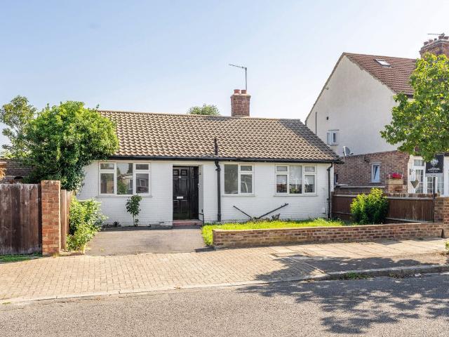 Westbury Road, Beckenham BR3, 2 bed property to rent, £2,250 pcm | PrimeLocation