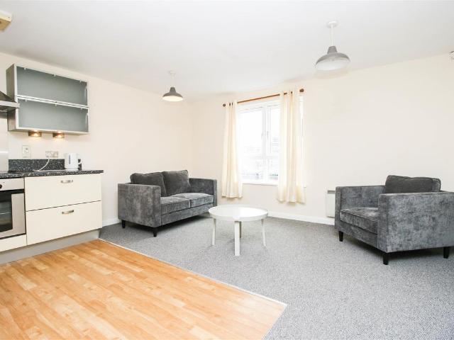 Westgate, 10 Arthur Place B1, 2 bed flat to rent, £1,000 pcm | PrimeLocation