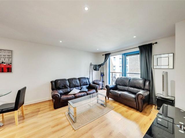 Westgate Apartments, 14 Western Gateway, London E16, 2 bed flat to rent, £2,300 pcm | PrimeLocation