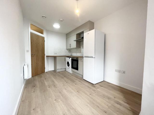 Westgate, Peterborough PE1 1 bed apartment to rent £800 pcm £185 pw