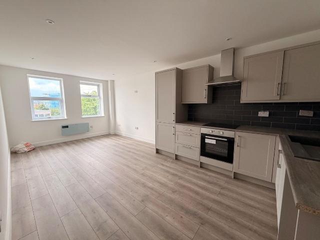 Westgate, Rotherham, South Yorkshire S60, 3 bed flat to rent, £835 pcm | PrimeLocation