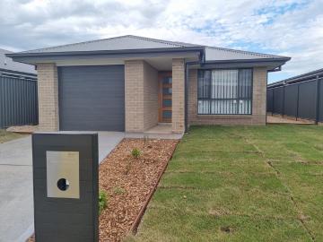 WESTDALE Modern Family Home