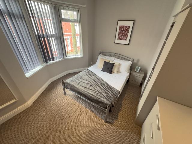 Westdale Road L15, 4 bed shared accommodation to rent, £628 pcm | PrimeLocation