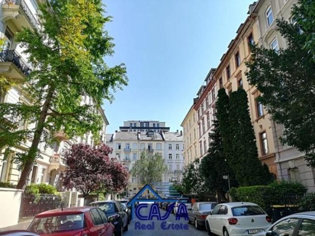 WESTEND NORD: neu möblierte 3 Zimmer Wohnung mit Balkon und Skyline Blick