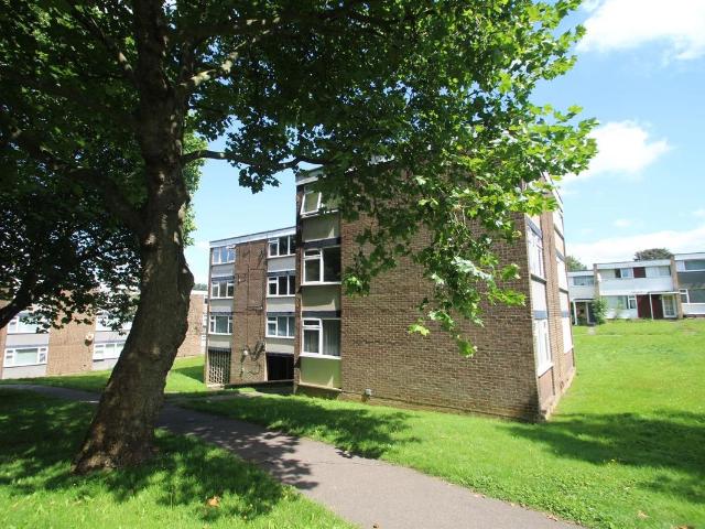 Westerdale, Hemel Hempstead HP2, 2 bed flat to rent, £1,450 pcm | PrimeLocation
