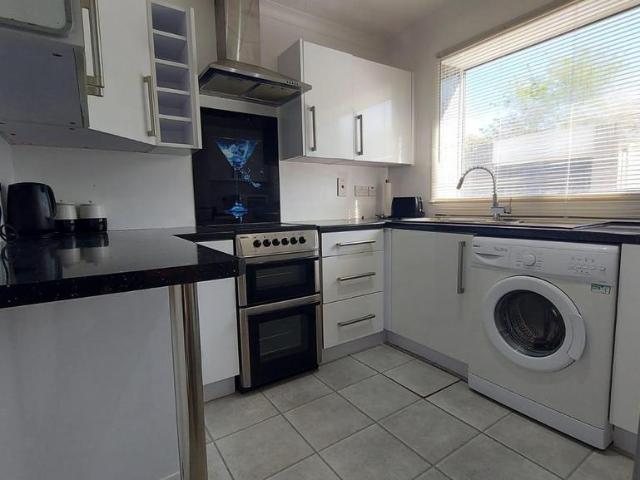 Western Avenue, Ellon, AB41 2 bed flat to rent £700 pcm £162 pw