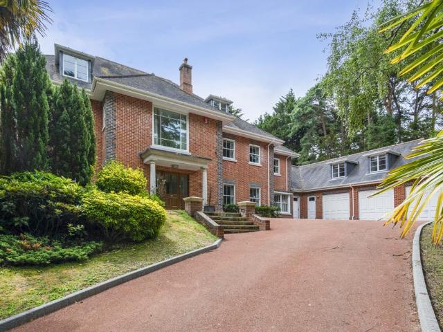 Western Avenue, Poole, Dorset, BH13 6 bed detached house to rent £12,000 pcm £2,769 pw