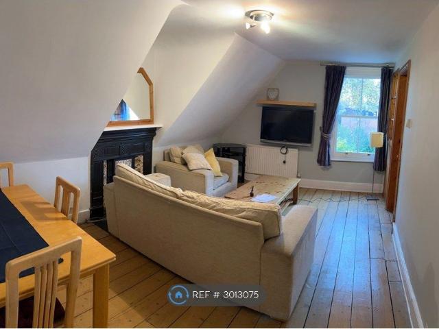 Western Elms Ave, Reading RG30, 2 bed flat to rent, £1,400 pcm | PrimeLocation