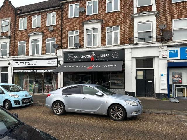 Western Parade, Reigate RH2, 2 bed flat to rent, £1,350 pcm | PrimeLocation