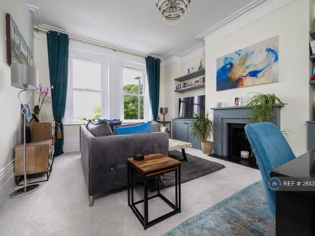 Western Parade, Southsea, PO5 2 bed flat to rent £1,599 pcm £369 pw