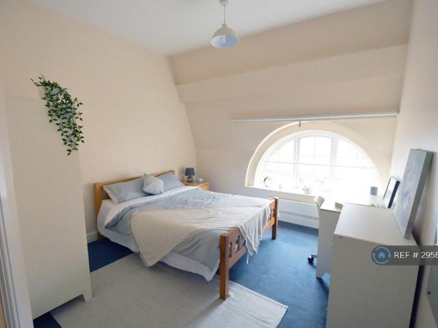 Western Road, Leicester, LE3 1 bed in a flat share to rent £650 pcm £150 pw