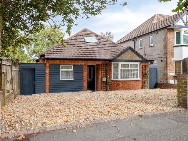 Western Road, Sutton 4 bed house to rent £3,000 pcm £692 pw