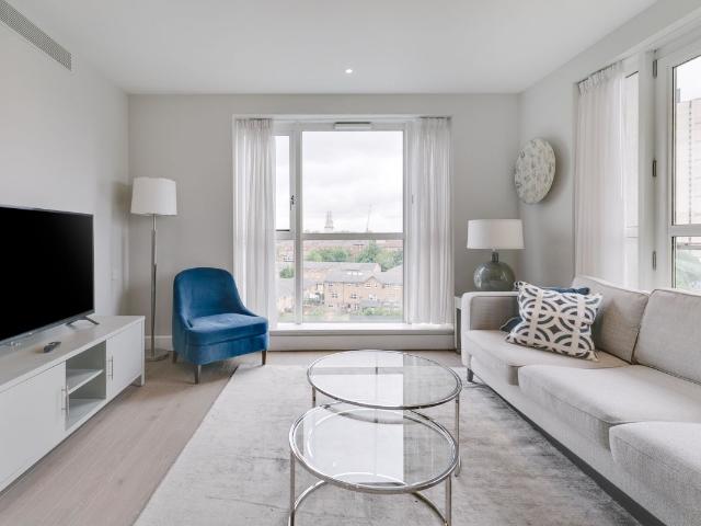 Westferry Circus E14, 2 bed flat to rent, £3,930 pcm | PrimeLocation
