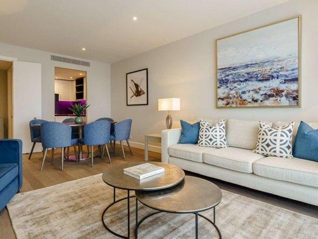 Westferry Circus, London, E14 2 bed apartment to rent £4,117 pcm £950 pw