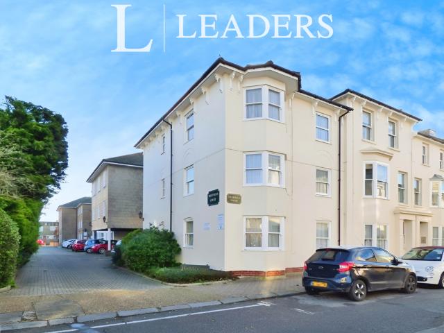 Westfield Court, Norfolk Road. 1 bed house to rent £850 pcm £196 pw