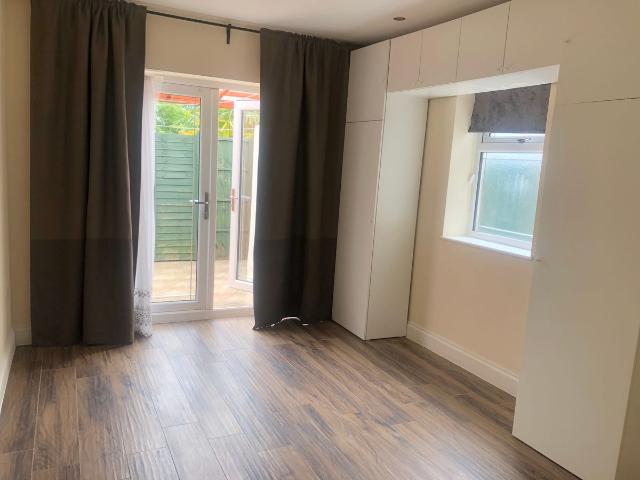 Westfield Drive, Kenton HA3, 1 bed flat to rent, £1,450 pcm | PrimeLocation