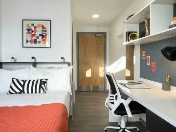 Westfield, Edinburgh Has an Apartment