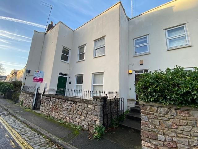 Westfield Place, BRISTOL 4 bed house to rent £2,600 pcm £600 pw