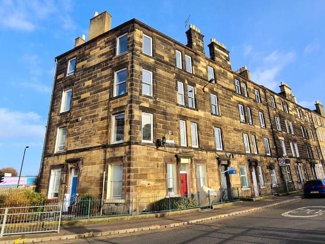 Westfield Road, Gorgie, EH11 2 bed flat to rent £1,250 pcm £288 pw