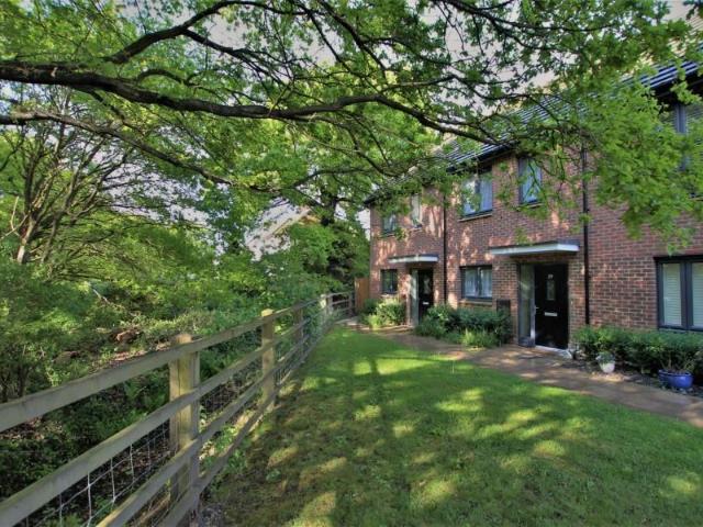 Westfield, Woking, Surrey GU22, 2 bed end terrace house to rent, £1,700 pcm | PrimeLocation