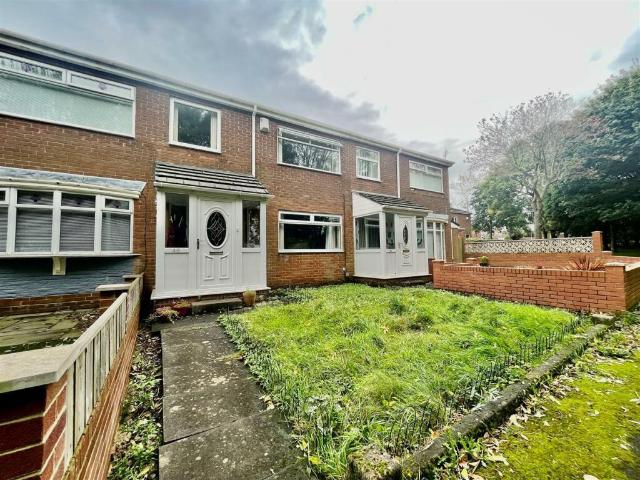 Westfield, Windy Nook, Gateshead. 3 bed terraced house to rent £975 pcm £225 pw