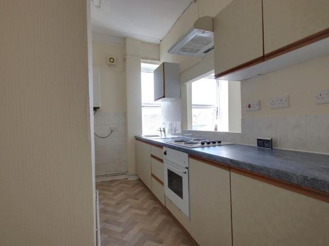 Westfield Terrace, Longford, Gloucester GL2, 1 bed flat to rent, £700 pcm | PrimeLocation