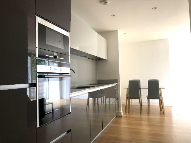 Westking Place, Bloomsbury, London WC1H, 2 bed flat to rent, £3,650 pcm | PrimeLocation
