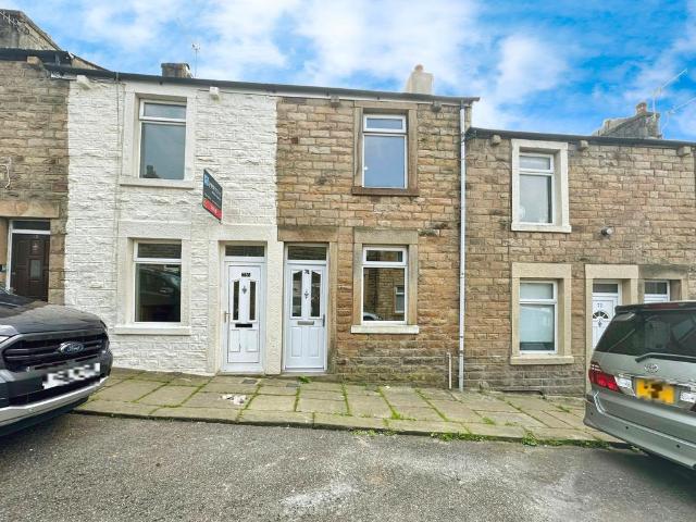 Westham Street, Lancaster, LA1 2 bed terraced house to rent £850 pcm £196 pw