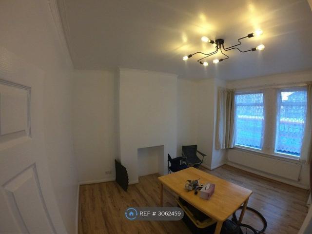 Westhendon Broadway, London NW9, 2 bed flat to rent, £1,950 pcm | PrimeLocation