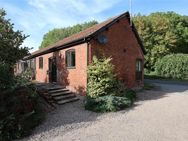 Weston Beggard, Hereford. 2 bed bungalow to rent £800 pcm £185 pw