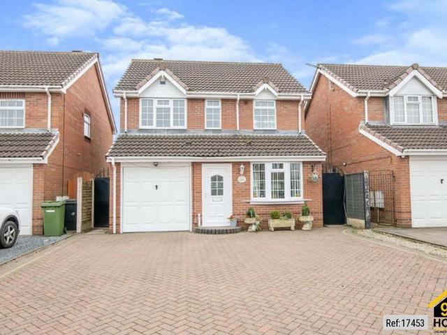 Weston Drive, Bilston, Wolverhampton. 3 bed detached house to rent £1,250 pcm £288 pw