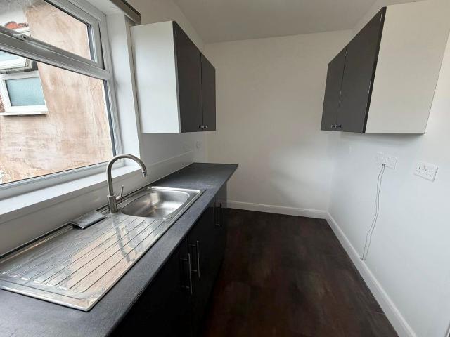 Weston Road, Stafford ST16, 3 bed flat to rent, £925 pcm | PrimeLocation