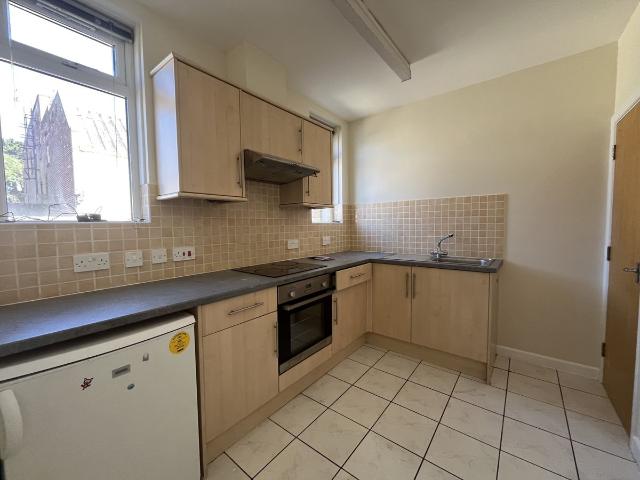 Westover Road, Bournemouth BH1, 2 bed flat to rent, £900 pcm | PrimeLocation