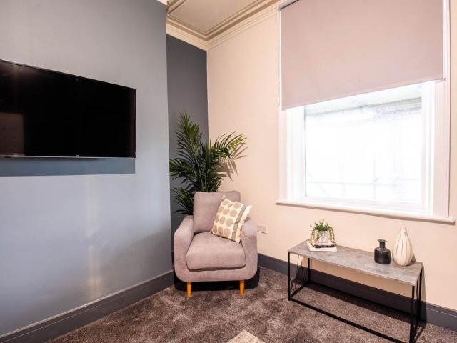 Westover Road Room 3, Bramley, Leeds