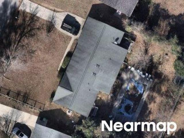 Westlawn Rd