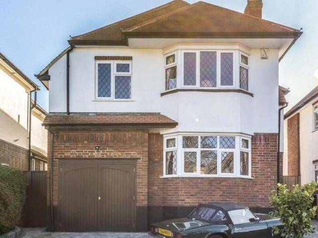 Westland Drive, Hayes BR2, 4 bed detached house to rent, £3,100 pcm | PrimeLocation