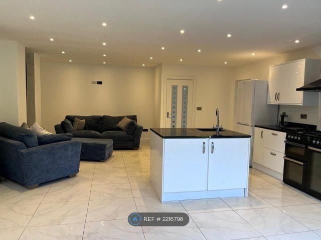 Westlands Road, Birmingham B13, 3 bed semi detached house to rent, £1,800 pcm | PrimeLocation