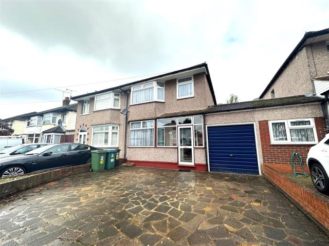 Westlea Avenue, Watford