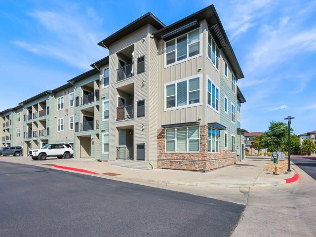 Westlink at Oak Station 1 Bedroom Apartment for Rent at 1665 Pierson St, Lakewood, CO 80215 Applewood