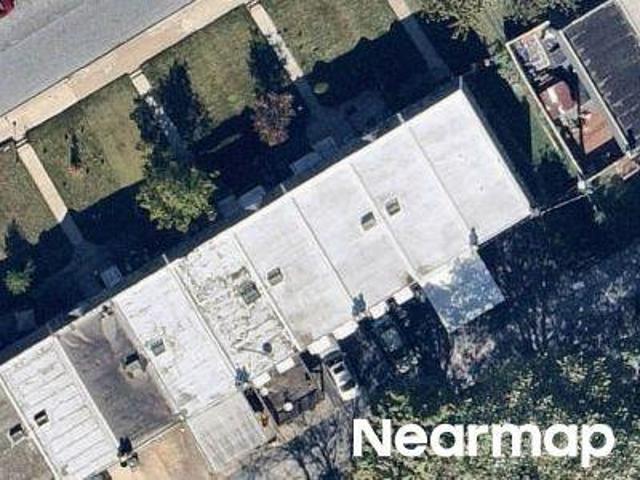 Westmont Dr