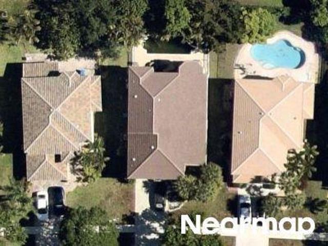 Westmont Dr