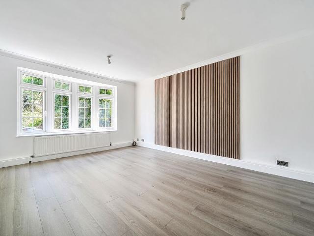 Westmoreland Road, Bromley BR2, 1 bed flat to rent, £1,500 pcm | PrimeLocation