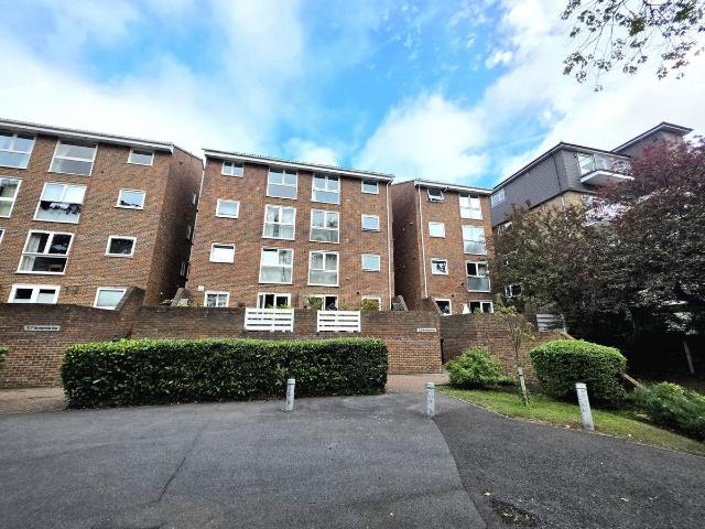 Westmoreland Road, Bromley BR2, 2 bed flat to rent, £1,700 pcm | PrimeLocation
