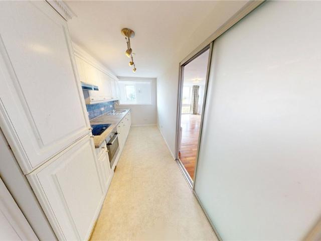 Westmorland House, Durdham Park, Redland, Bristol BS6, 2 bed flat to rent, £1,600 pcm | PrimeLocation