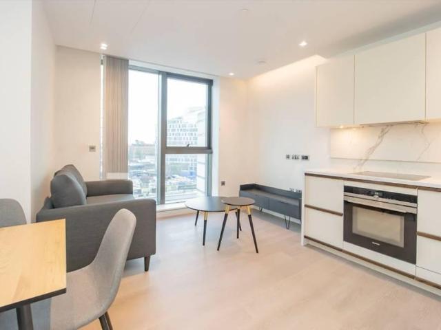 Westmark Tower, Newcastle Place. Studio to rent £3,419 pcm £789 pw