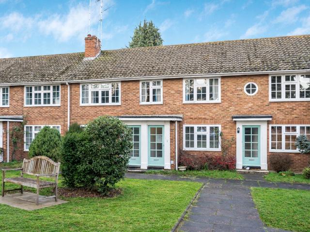 Westminster Court, St. Albans, Hertfordshire AL1, 3 bed maisonette to rent, £1,900 pcm | PrimeLocation