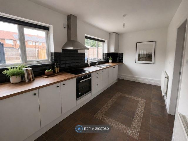 Westminster Crescent, Doncaster DN2, 3 bed semi detached house to rent, £1,050 pcm | PrimeLocation