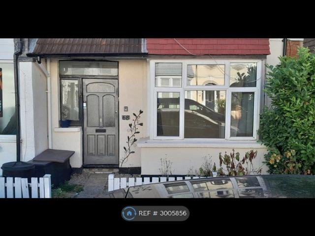 Westminster Drive, Westcliff On Sea SS0, 1 bed flat to rent, £995 pcm | PrimeLocation