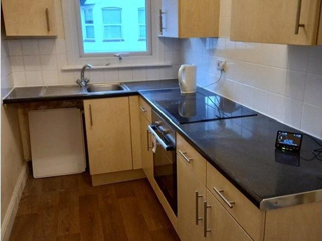 Westminster Drive, Westcliff On Sea SS0, 1 bed flat to rent, £975 pcm | PrimeLocation