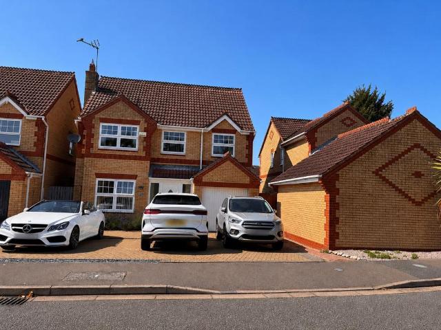 Westminster Gardens, Eye, PE6 4 bed detached house to rent £1,550 pcm £358 pw